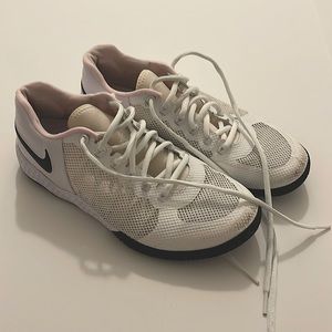 Nike tennis shoes
